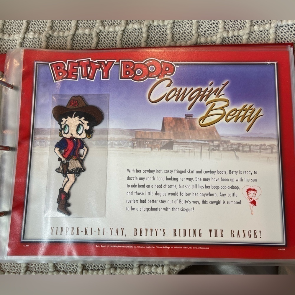 Vintage Betty Boop Patch Collection Binder Willabee & Ward WWII Series w Sleeves - Picture 4 of 16